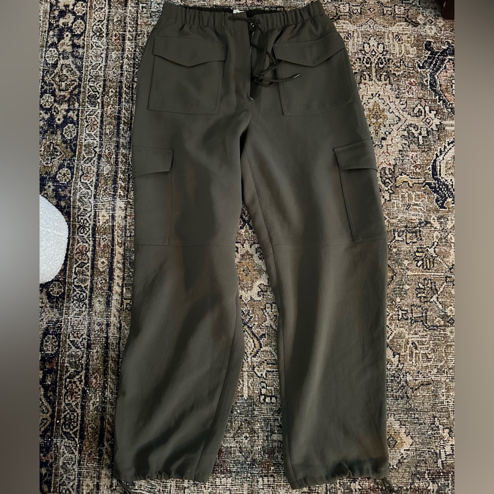 Wilfred Dark Green Cargo Pants